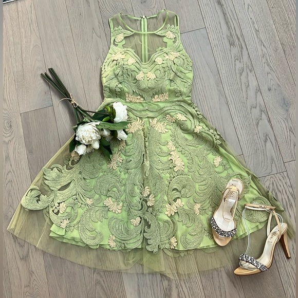 Anthropologie Pankaj Nidhi Dress Embroidery Floral Formal Wedding, green - Picture 6 of 14